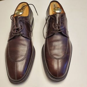 Salvatore Ferragamo Classic Split Toe Oxford 8.5